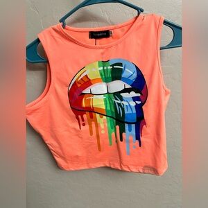 Vardeelinap Colorful Lips Crop Top